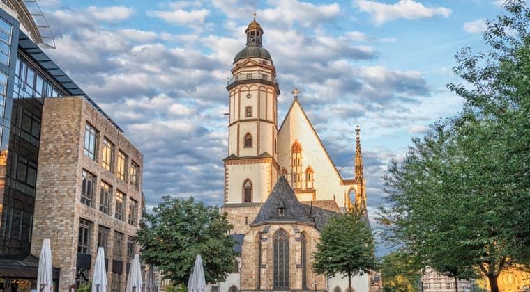 Blick auf die Thomaskirche