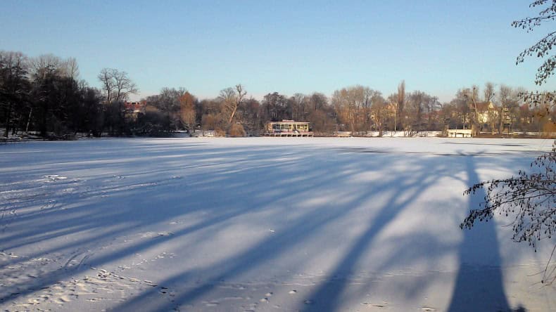 Eisbaden im Weißensee